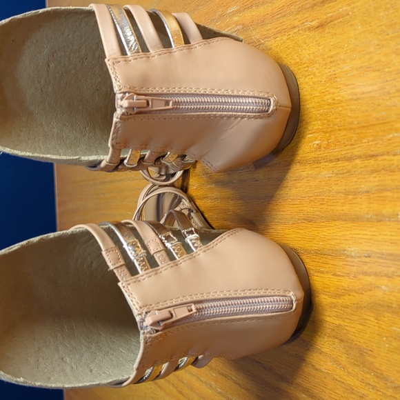 SO strappy sandals - Picture 2 of 9